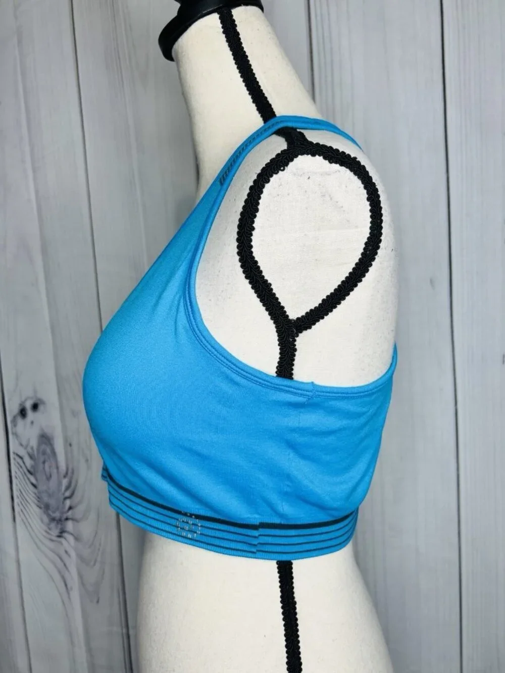 Be Inspired Electric Blue Sports Bra Size XL Racerback Removeable Pads